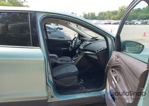 2013 Ford Escape Se z USA, uszkodzony, nr VIN 1FMCU9GXXDUD44034